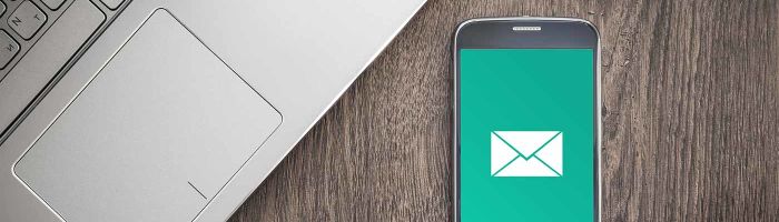 Checking emails on a smart phone